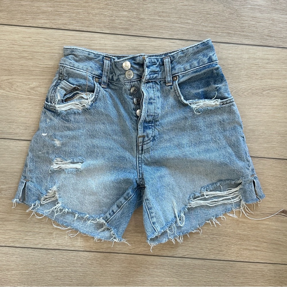 FREE PEOPLE high waisted denim shorts
